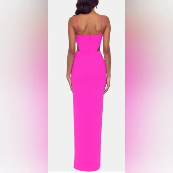 🆕️ Xscape Scuba Crepe Cut Out Gown - Picture 2 of 5